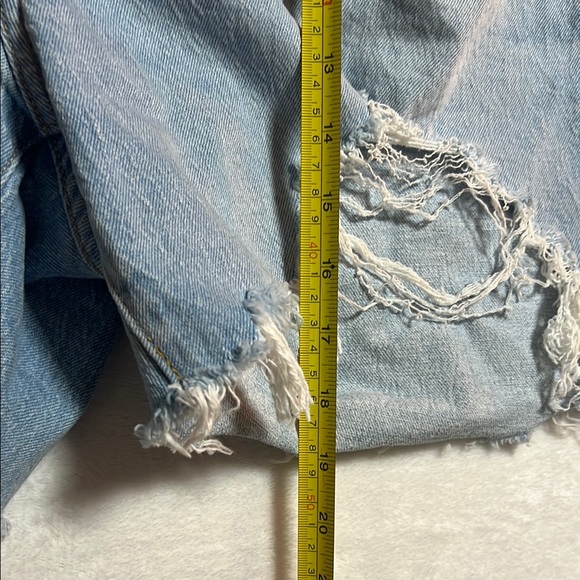 NWT Levi's 501 Blue Jean Shorts Distressed Cut-Off Style - Picture 9 of 11